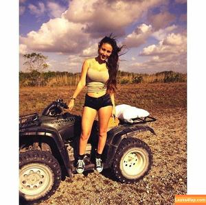 Angievarona photo #0009