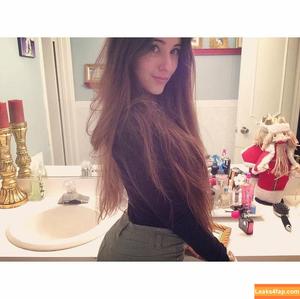 Angievarona photo #0023
