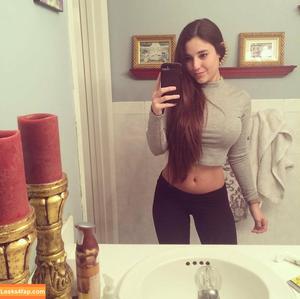 Angievarona photo #0028