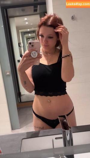 Anne Wünsche photo #0014