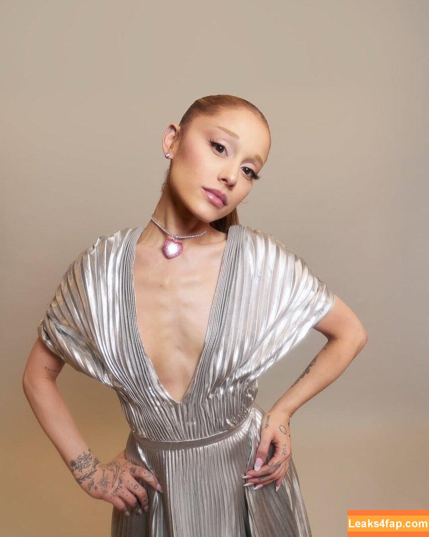 Ariana Grande / ariana.grande / arianagrande leaked photo photo #0077