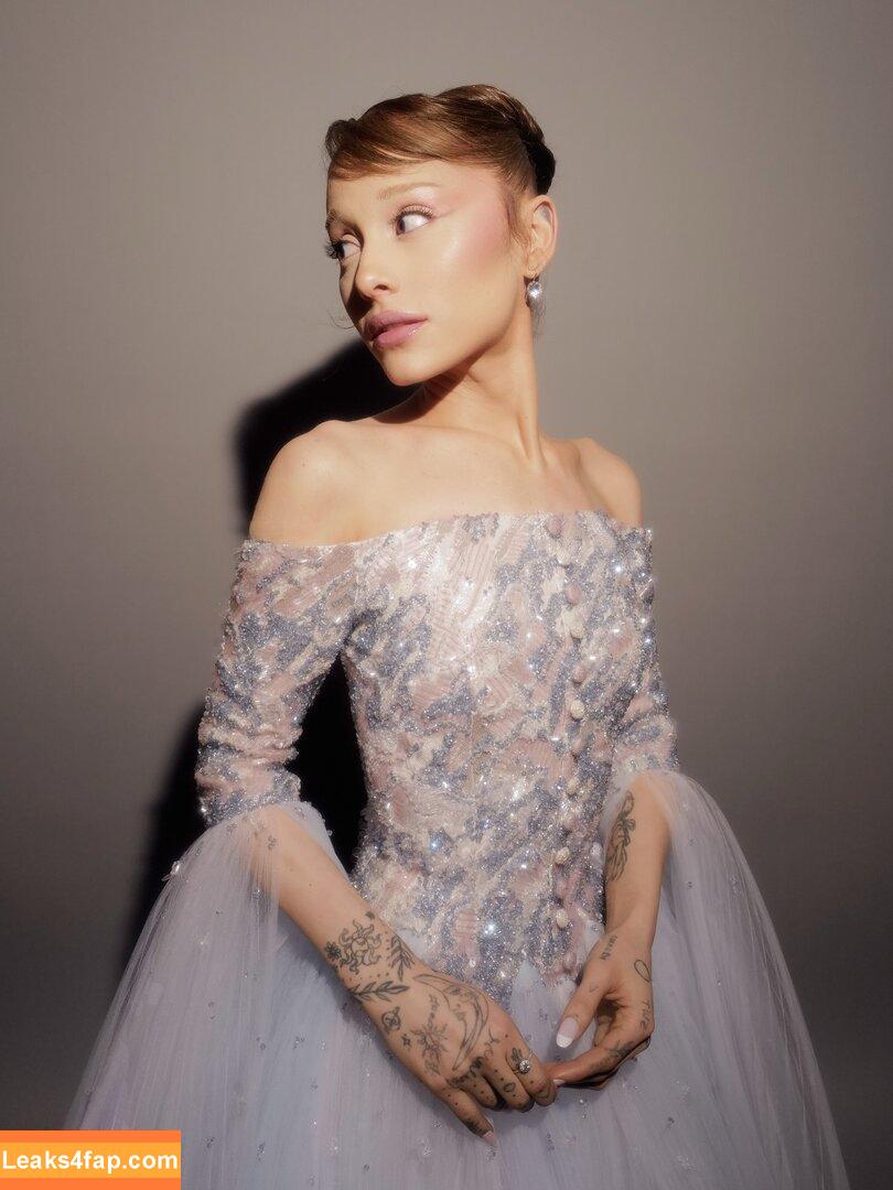 Ariana Grande / ariana.grande / arianagrande leaked photo photo #0079