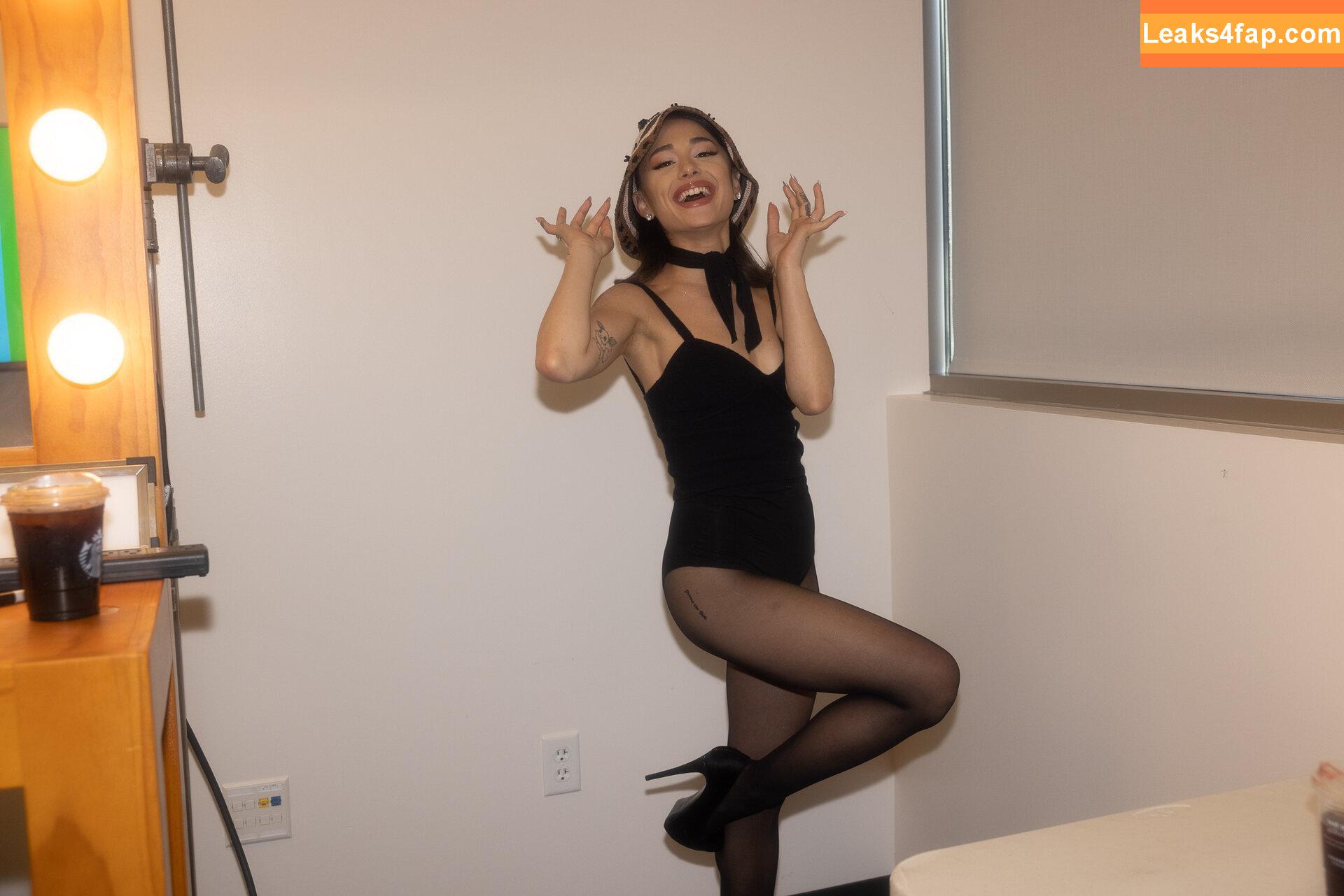 Ariana Grande / ariana.grande / arianagrande leaked photo photo #0106