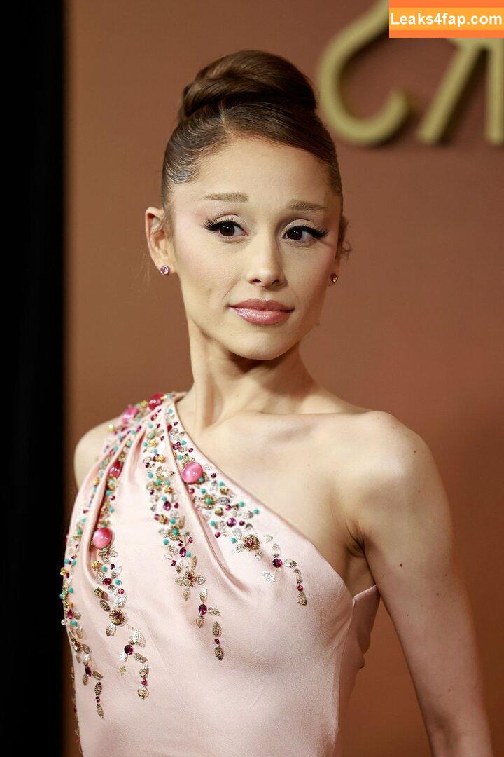 Ariana Grande / ariana.grande / arianagrande leaked photo photo #0108