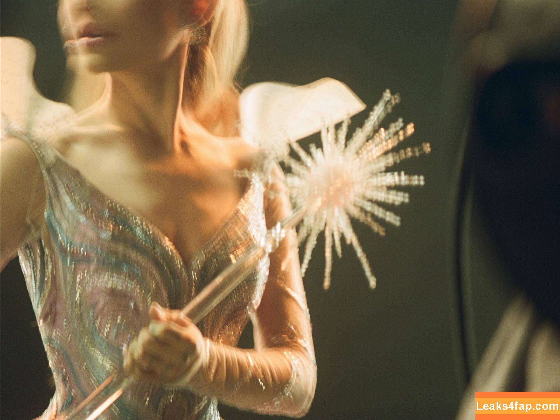 Ariana Grande / ariana.grande / arianagrande leaked photo photo #0132