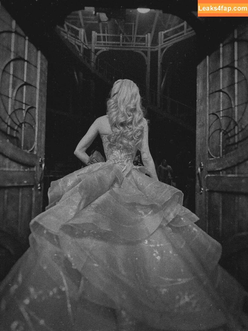 Ariana Grande / ariana.grande / arianagrande leaked photo photo #0138