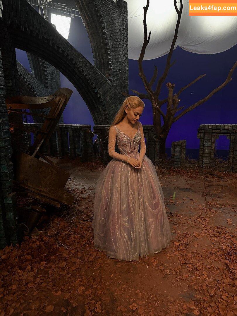 Ariana Grande / ariana.grande / arianagrande leaked photo photo #0139
