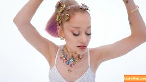 Ariana Grande photo #0034