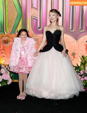 Ariana Grande photo #0082