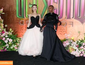 Ariana Grande photo #0085