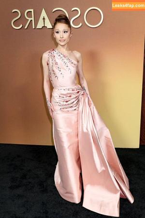 Ariana Grande photo #0114