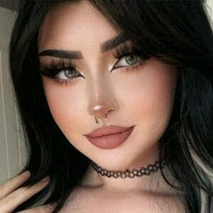 Ashley Banks photo #0015