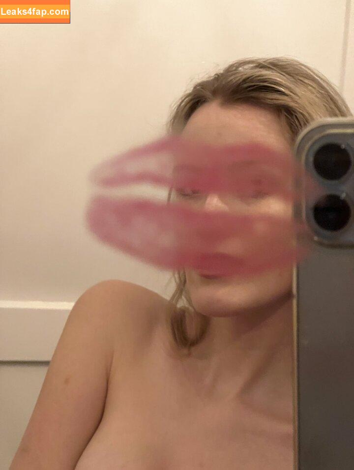 ASMR Emily /  leaked photo photo #0003