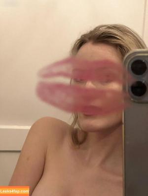 ASMR Emily фото #0001