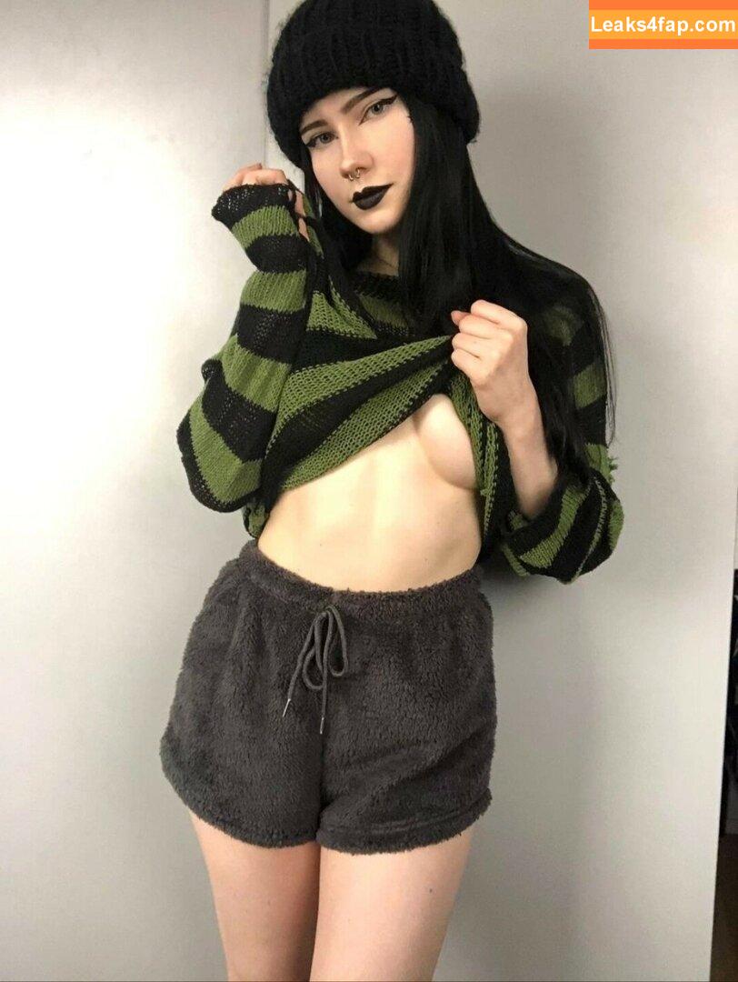 astrid.gothly / bluexastrid / cashew225 leaked photo photo #0128
