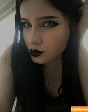 astrid.gothly photo #0065