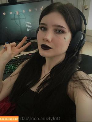 astrid.gothly photo #0080