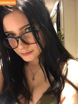 astrid.gothly photo #0101