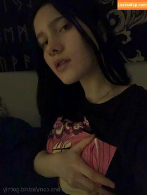astrid.gothly photo #0107
