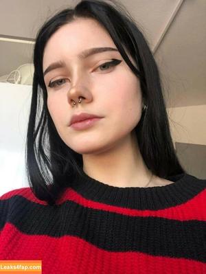 astrid.gothly photo #0123