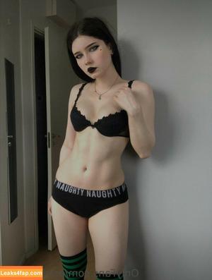 astrid.gothly photo #0154