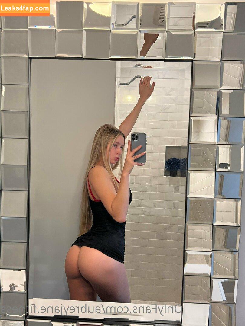 Aubrey Chesna / aubreyjane.fitness / aubreyychez / brazzyblondebhabie leaked photo photo #0022