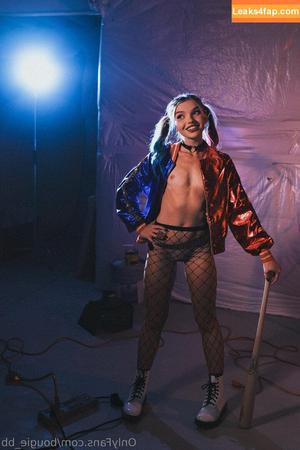 Brie Belle photo #0247