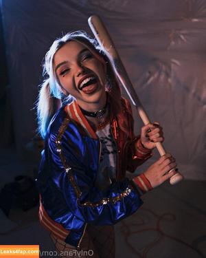 Brie Belle photo #0281