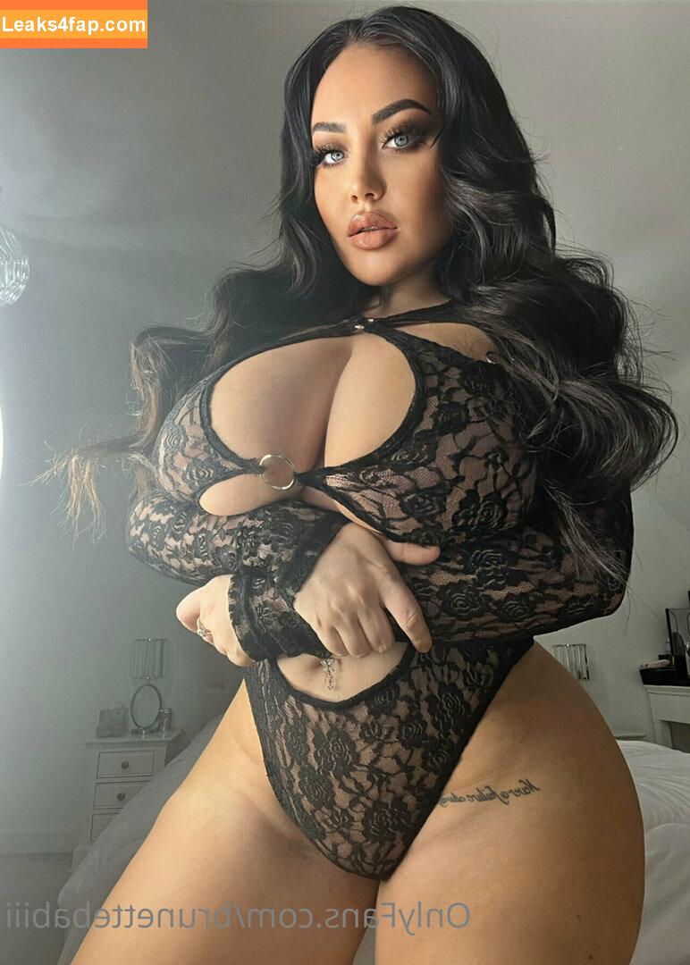 brunettebabiii / brunette._.babii слитое фото фото #0102