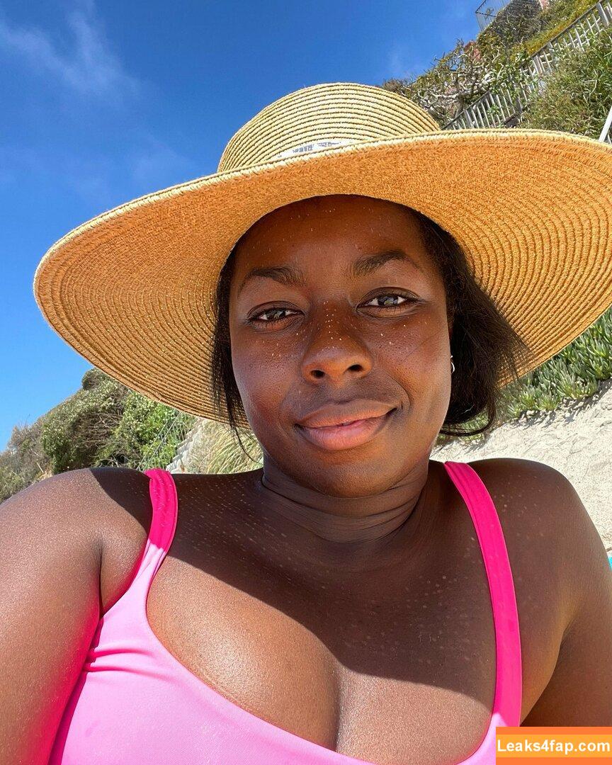Camille Winbush / camilleswinbush / candidlycam leaked photo photo #0001