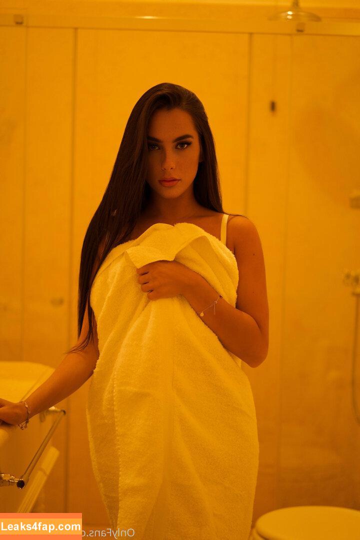 carlotta.bnk / Carlotta BNK / Carlotta Bonke слитое фото фото #0408