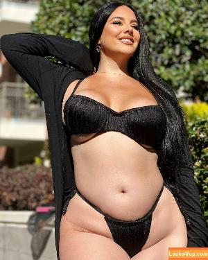 cinthya_larose photo #0030