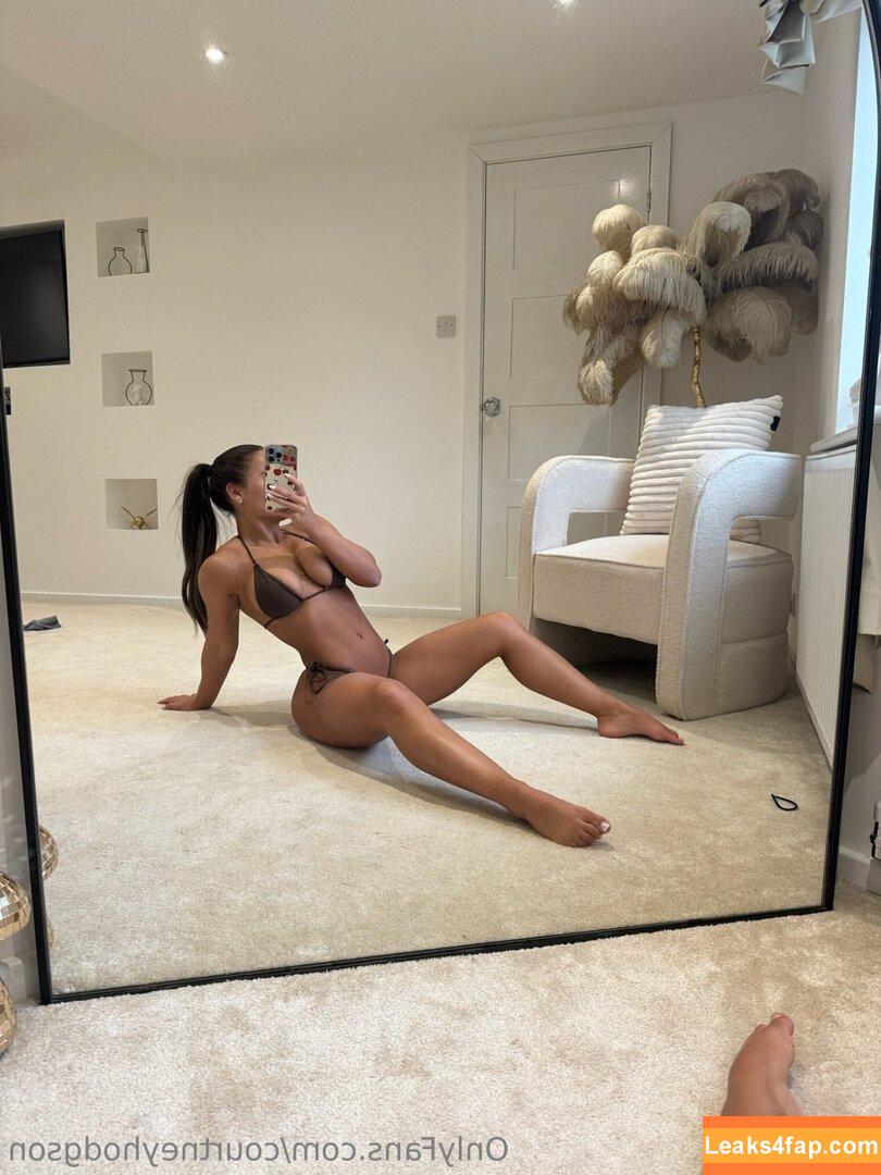 Courtney Hodgeson / Ccourtney_1999 / courtneyhodgson / courtneyhodgson1999 leaked photo photo #0015