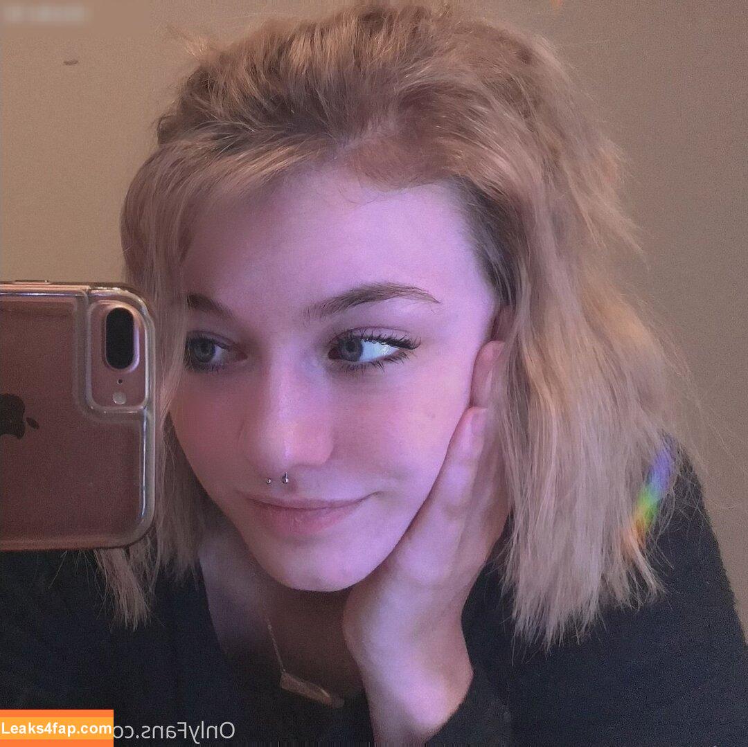 daintytits / boosuks leaked photo photo #0104