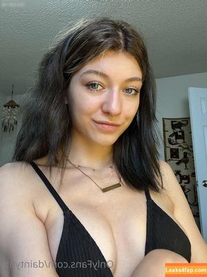 daintytits photo #0099