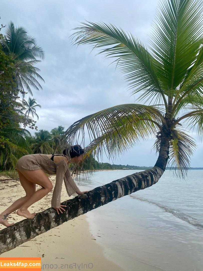 danidrishti / dellaine_yoga / drishtidani leaked photo photo #0128