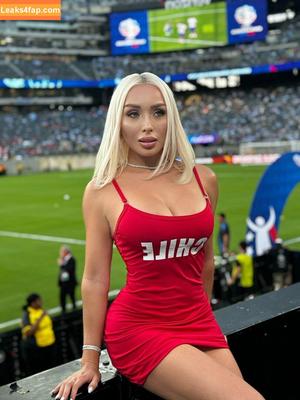 Daniella Chavez photo #0001