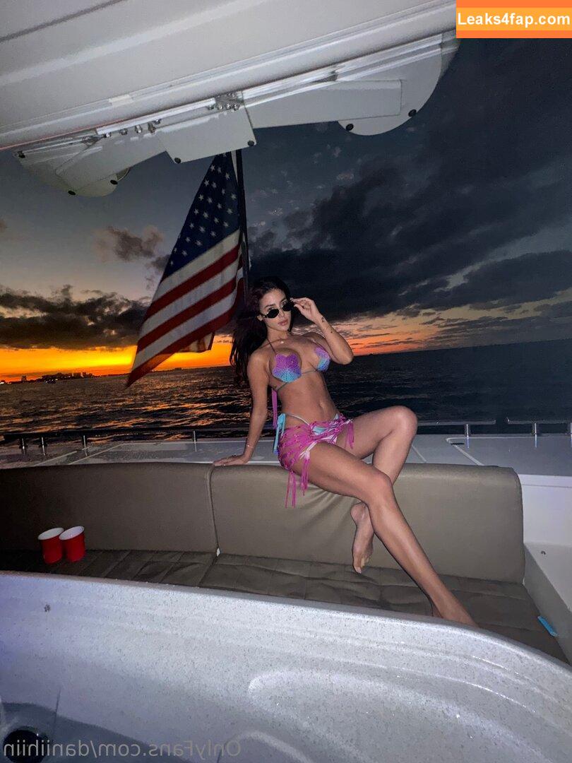 daniihiin /  leaked photo photo #0021