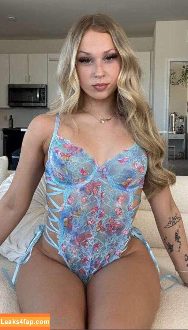 emileexo / its.emilee_ leaked photo photo #0004