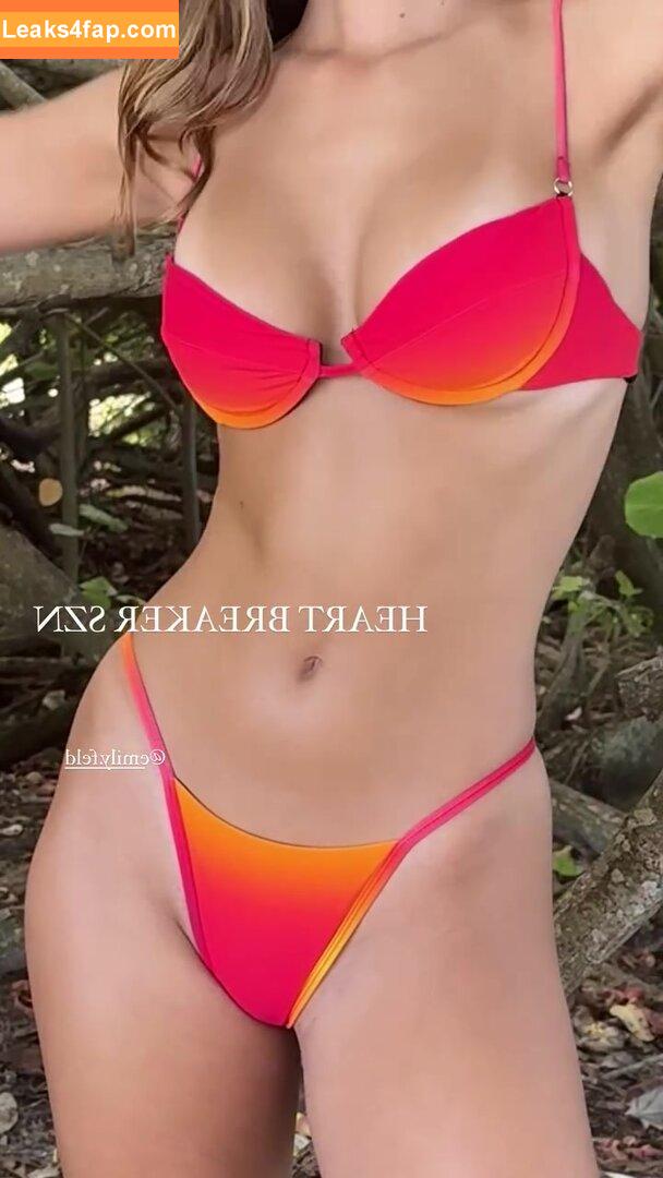 Emily Feld / emily.feld leaked photo photo #0037