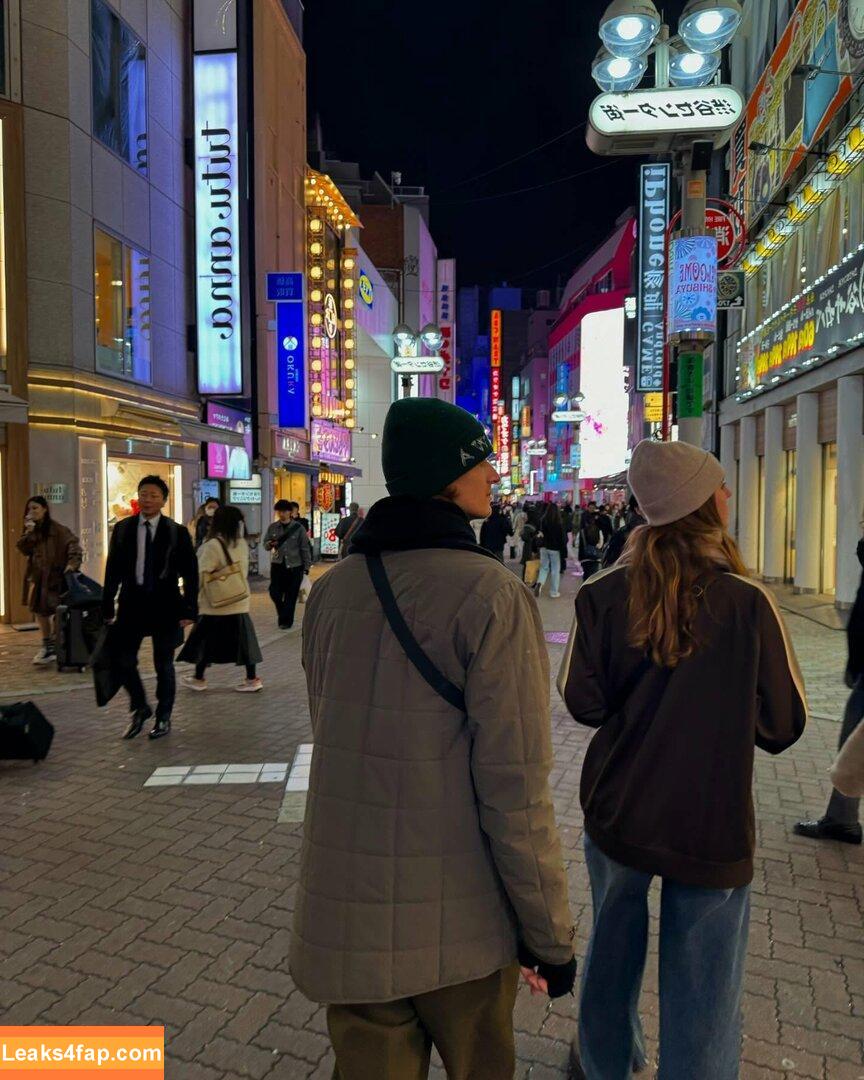 Emily Feld / emily.feld leaked photo photo #0169