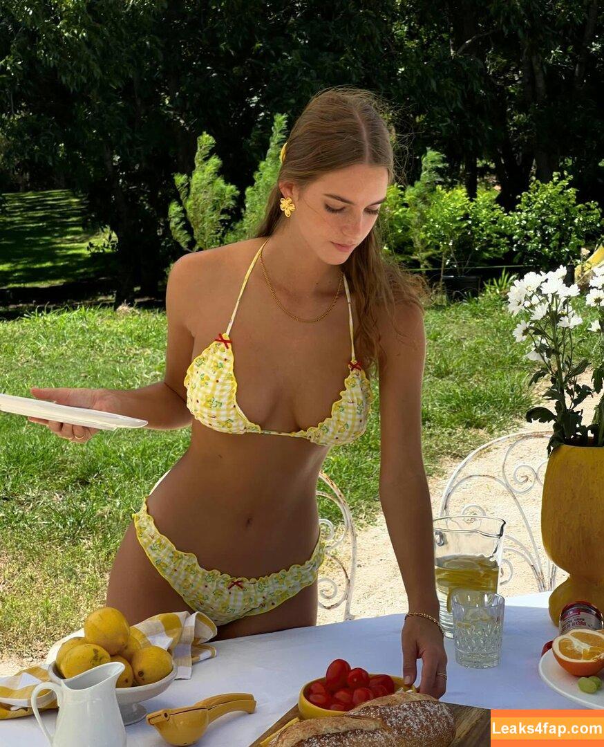 Emily Feld / emily.feld leaked photo photo #0224