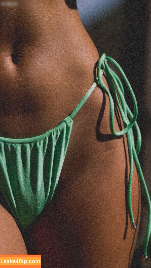 Emily Feld / emily.feld leaked photo photo #0589