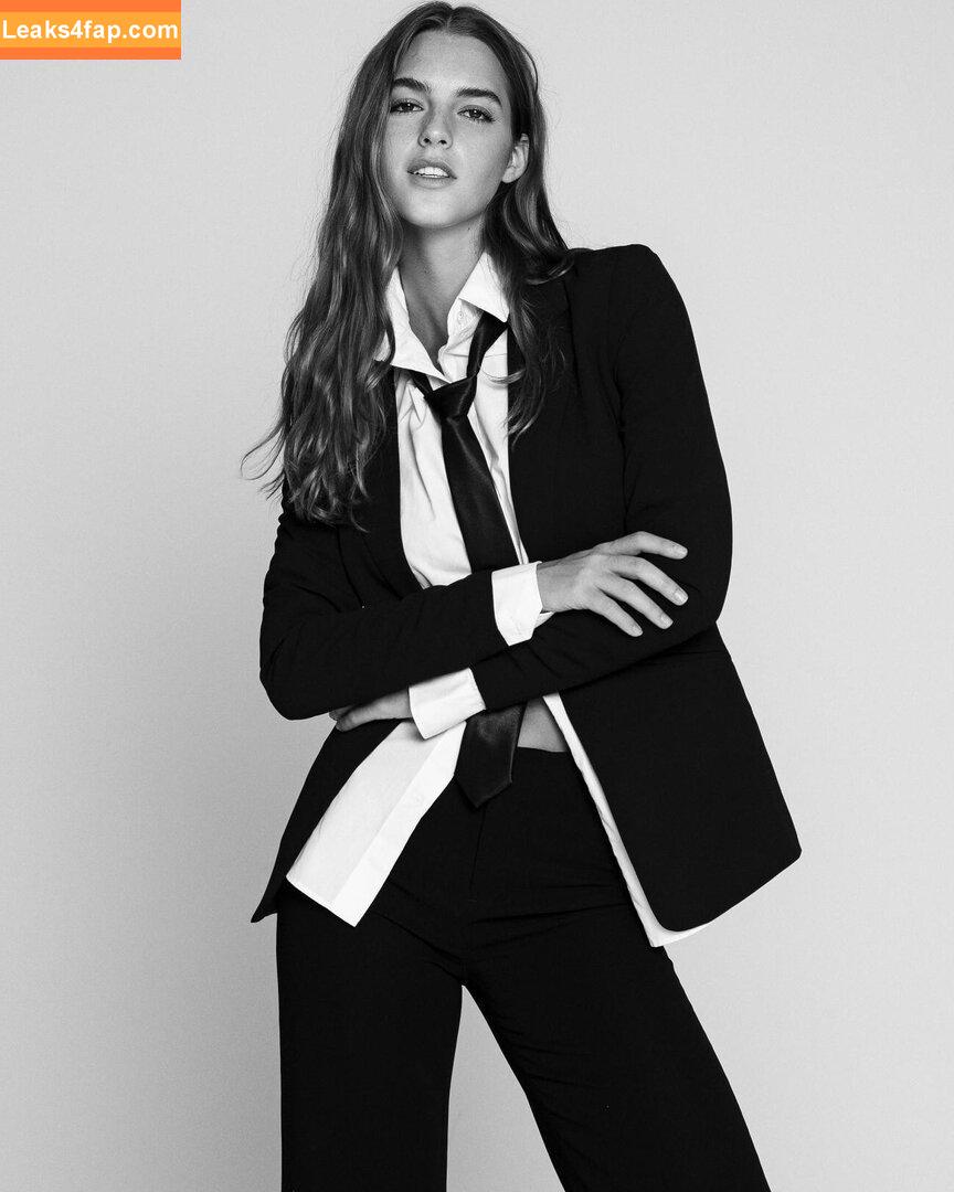 Emily Feld / emily.feld слитое фото фото #0862