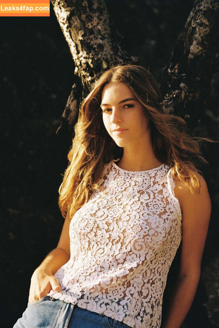 Emily Feld / emily.feld leaked photo photo #0953