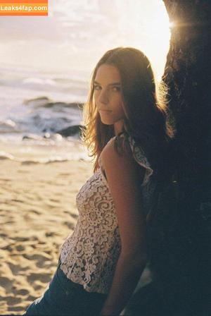 Emily Feld фото #0131