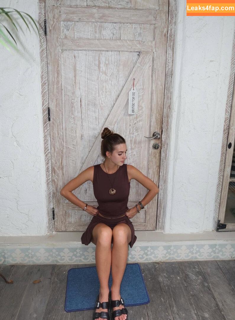 Emily Feld / emily.feld слитое фото фото #1432