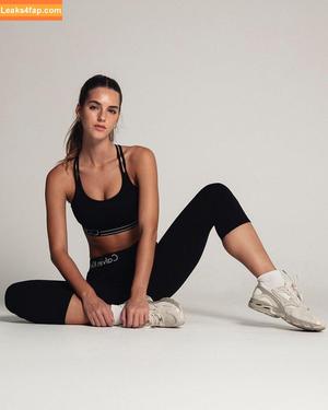 Emily Feld фото #1315