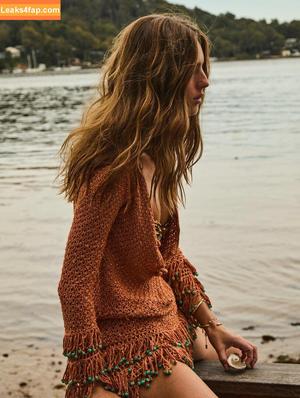 Emily Feld photo #1766