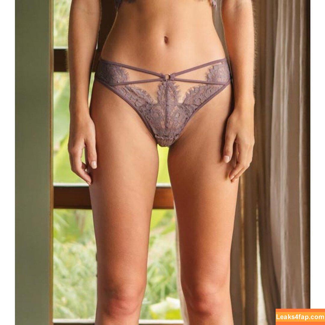Emily Feld / emily.feld leaked photo photo #2048